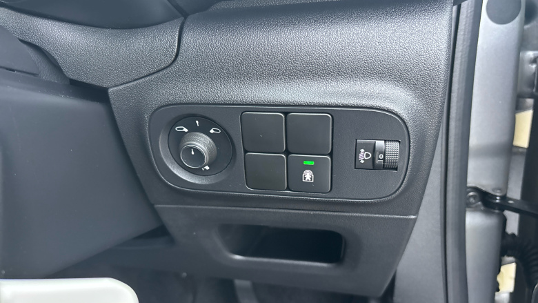 Citroen C3 1.2 PureTech Plus 5dr Petrol Hatchback